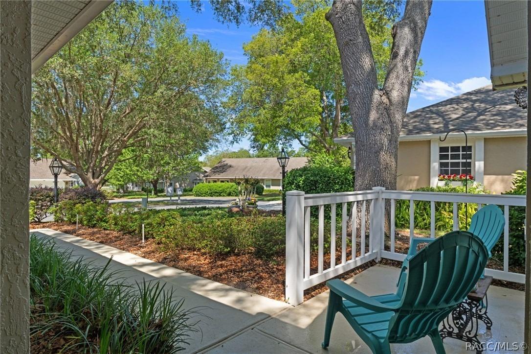 N Endicott Pt, Crystal River, FL 34429