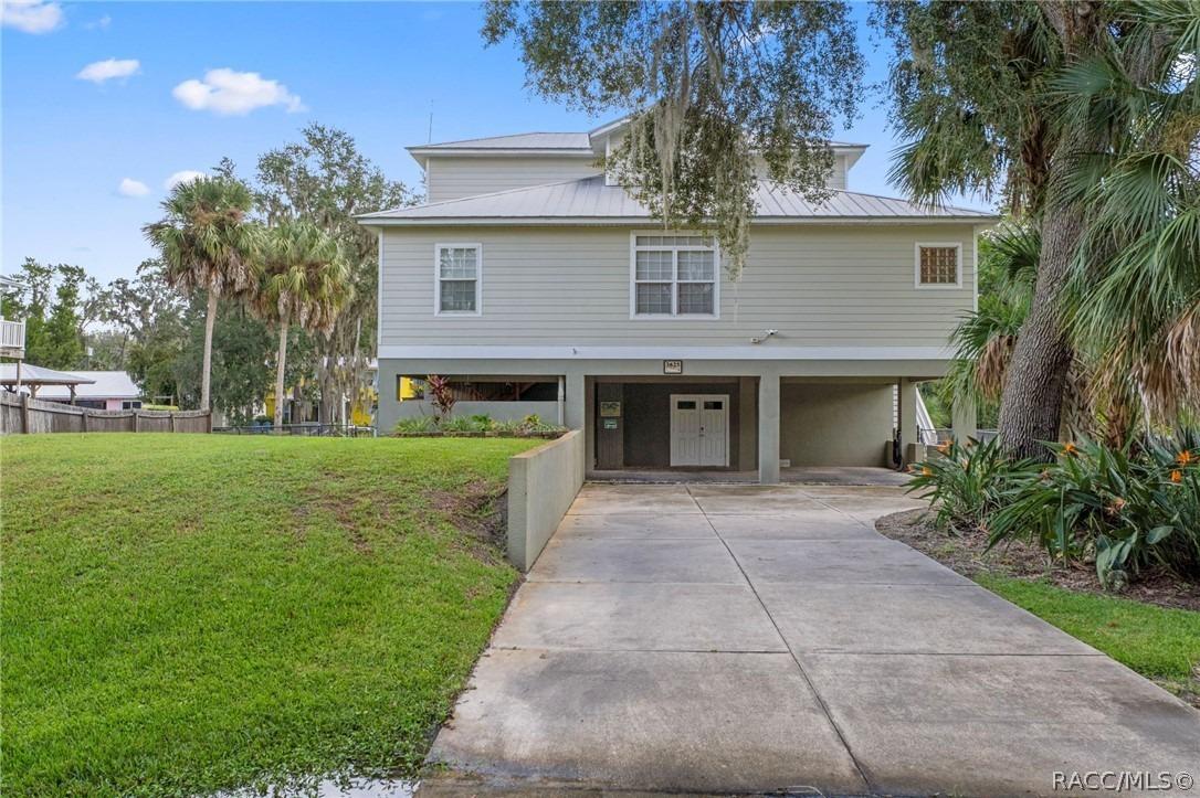 N Suwannee Pt, Crystal River, FL 34428