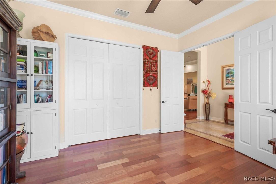 W Beagle Run Loop, Hernando, FL 34442