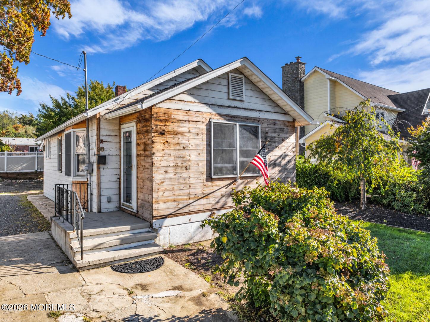 East Ave, Atlantic Highlands, NJ 07716