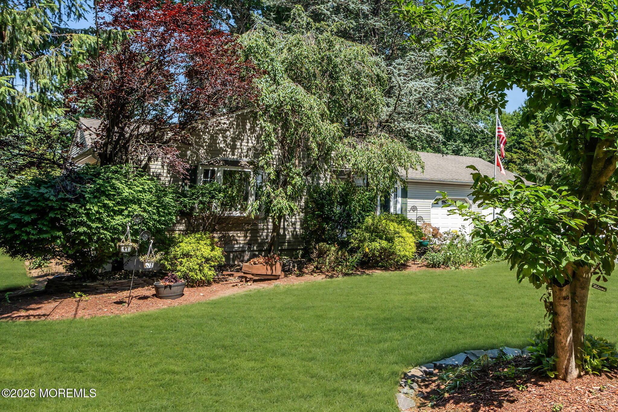 Johnson Ave, Matawan, NJ 07747