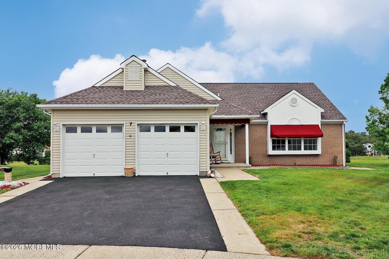 Alton Ct, Toms River, NJ 08757