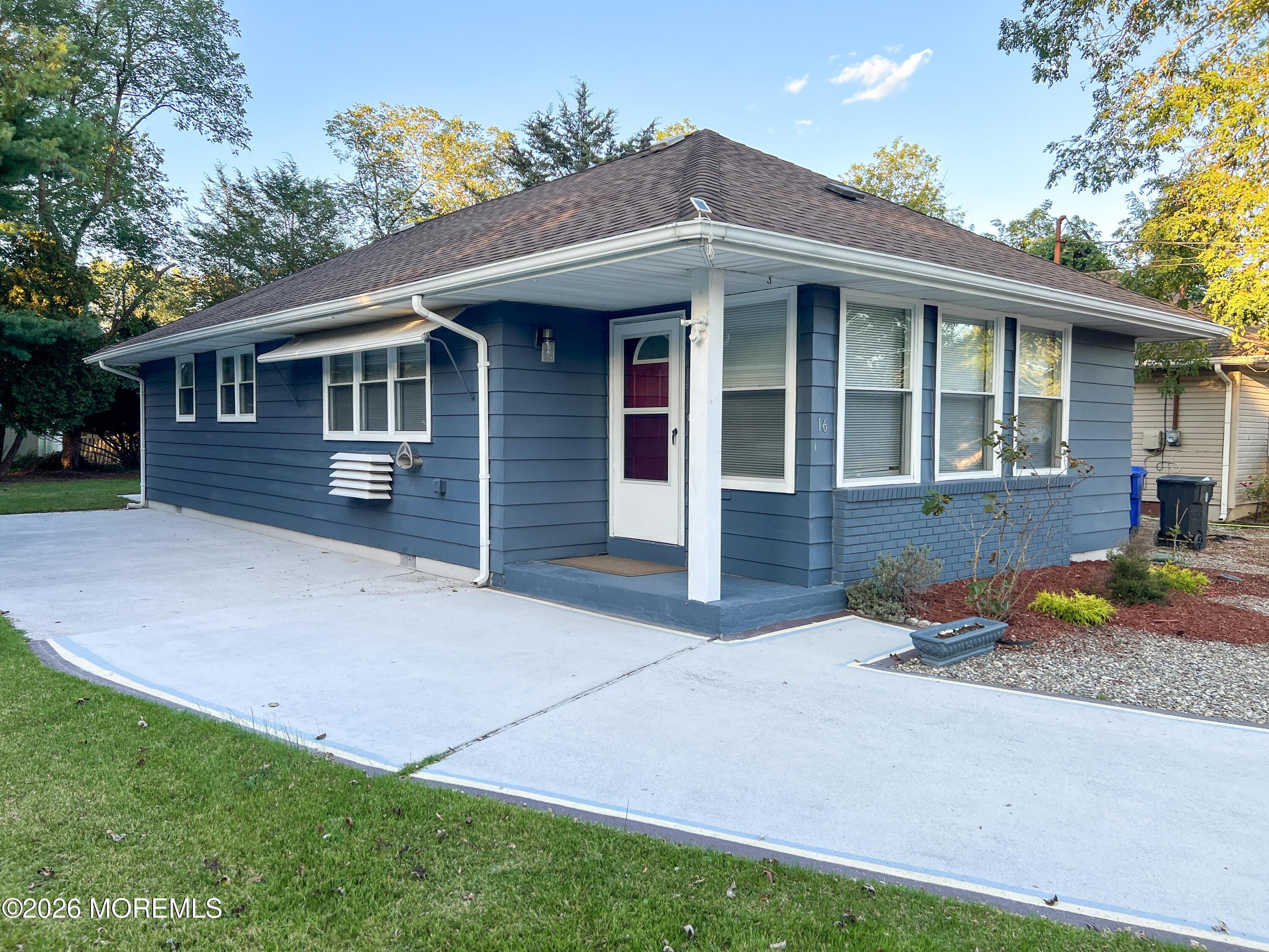 Catskill Ct, Toms River, NJ 08753