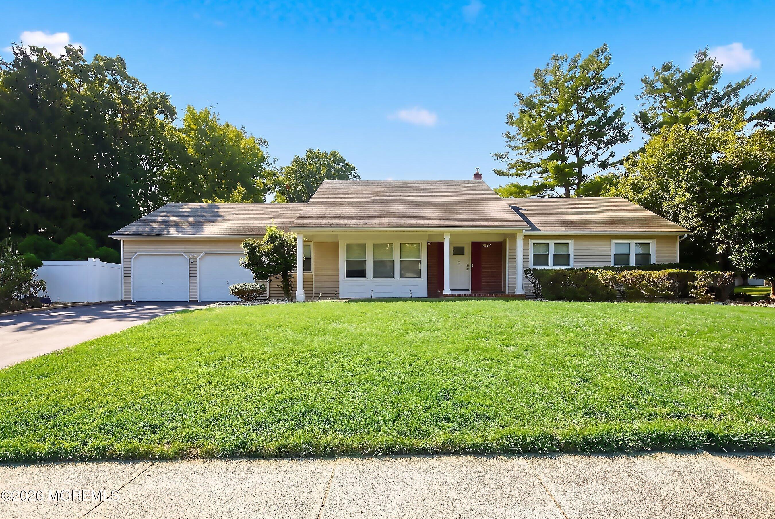 Mccue Rd, Morganville, NJ 07751