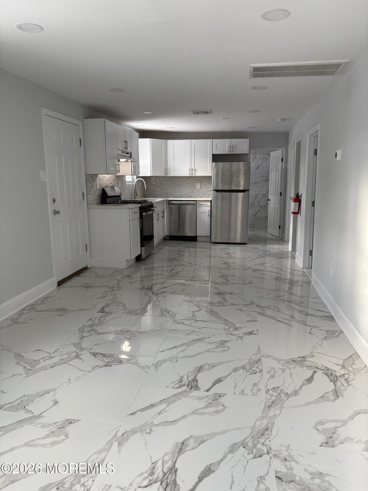 Floyd Ln, Little Egg Harbor Twp, NJ 08087