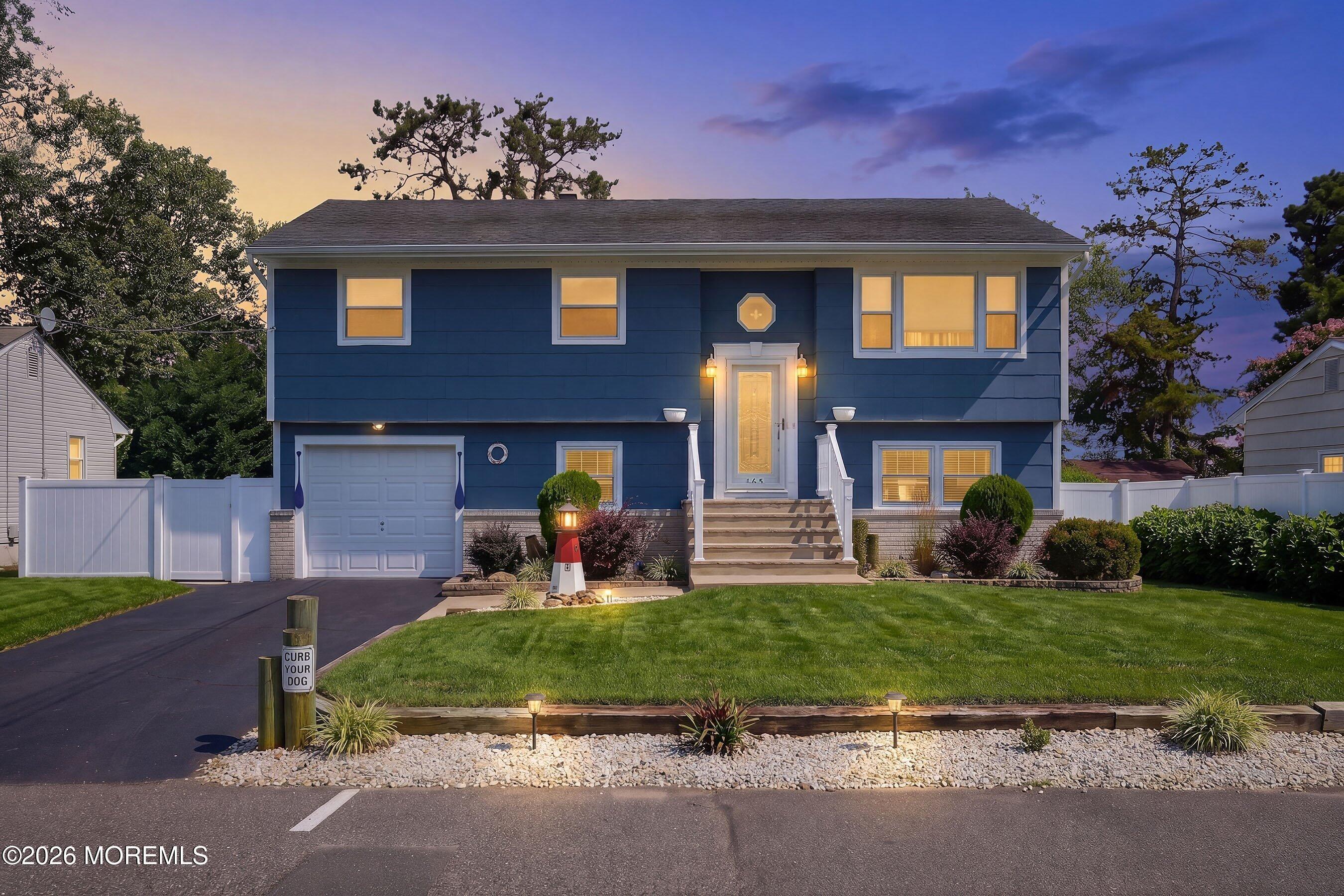 Walnut Creek Ln, Toms River, NJ 08753