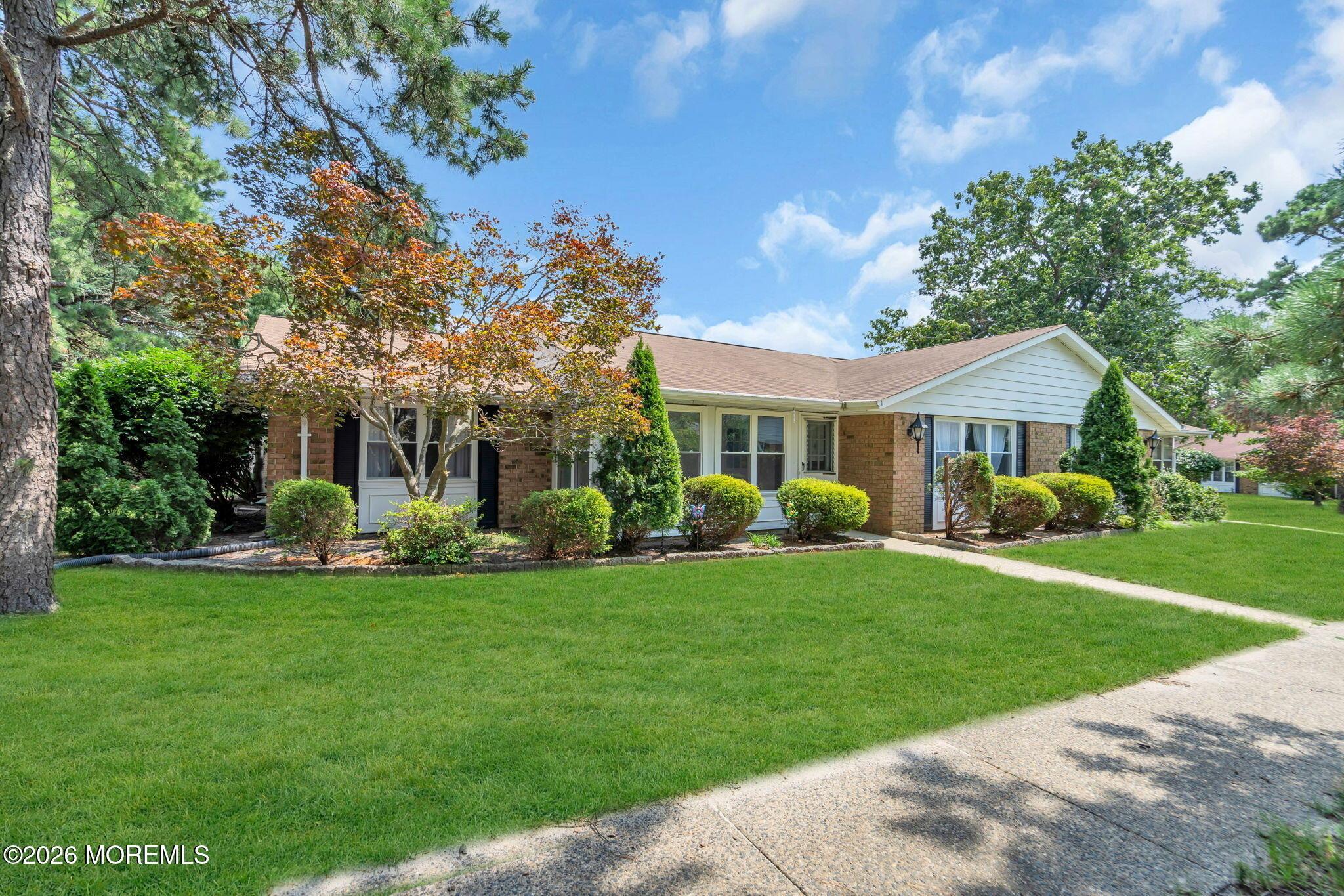 Edinburgh Ln, Manchester, NJ 08759