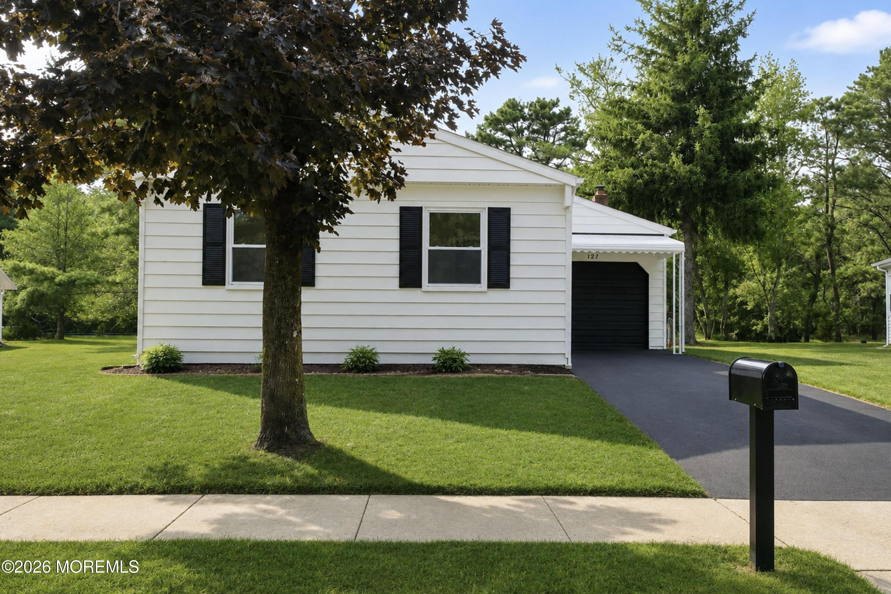 Troumaka St, Toms River, NJ 08757