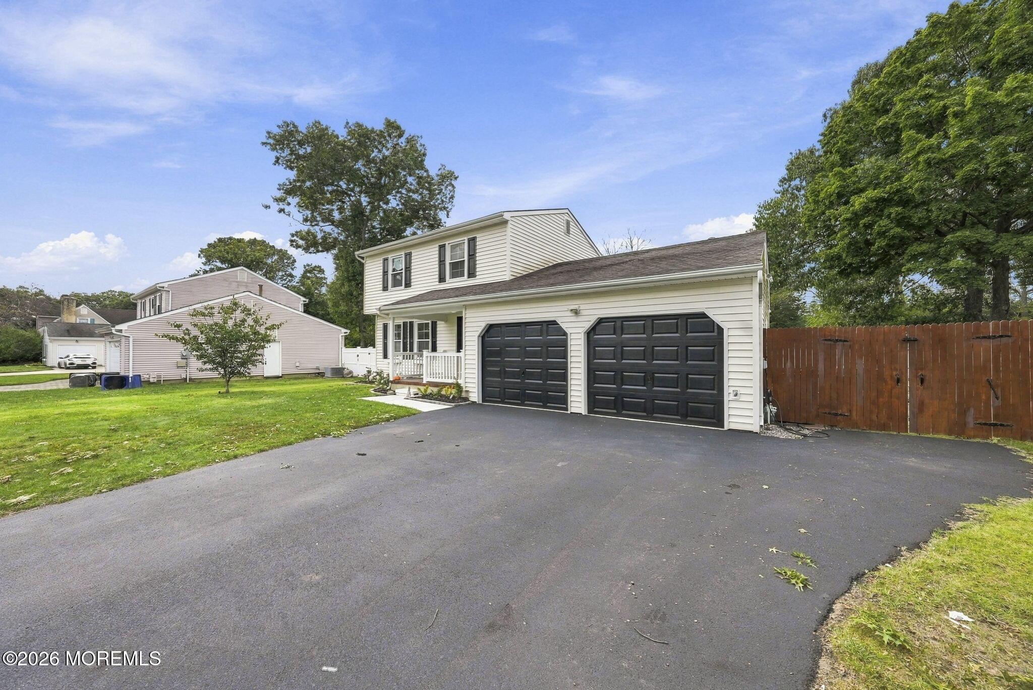 Pheasant Ln, Toms River, NJ 08753