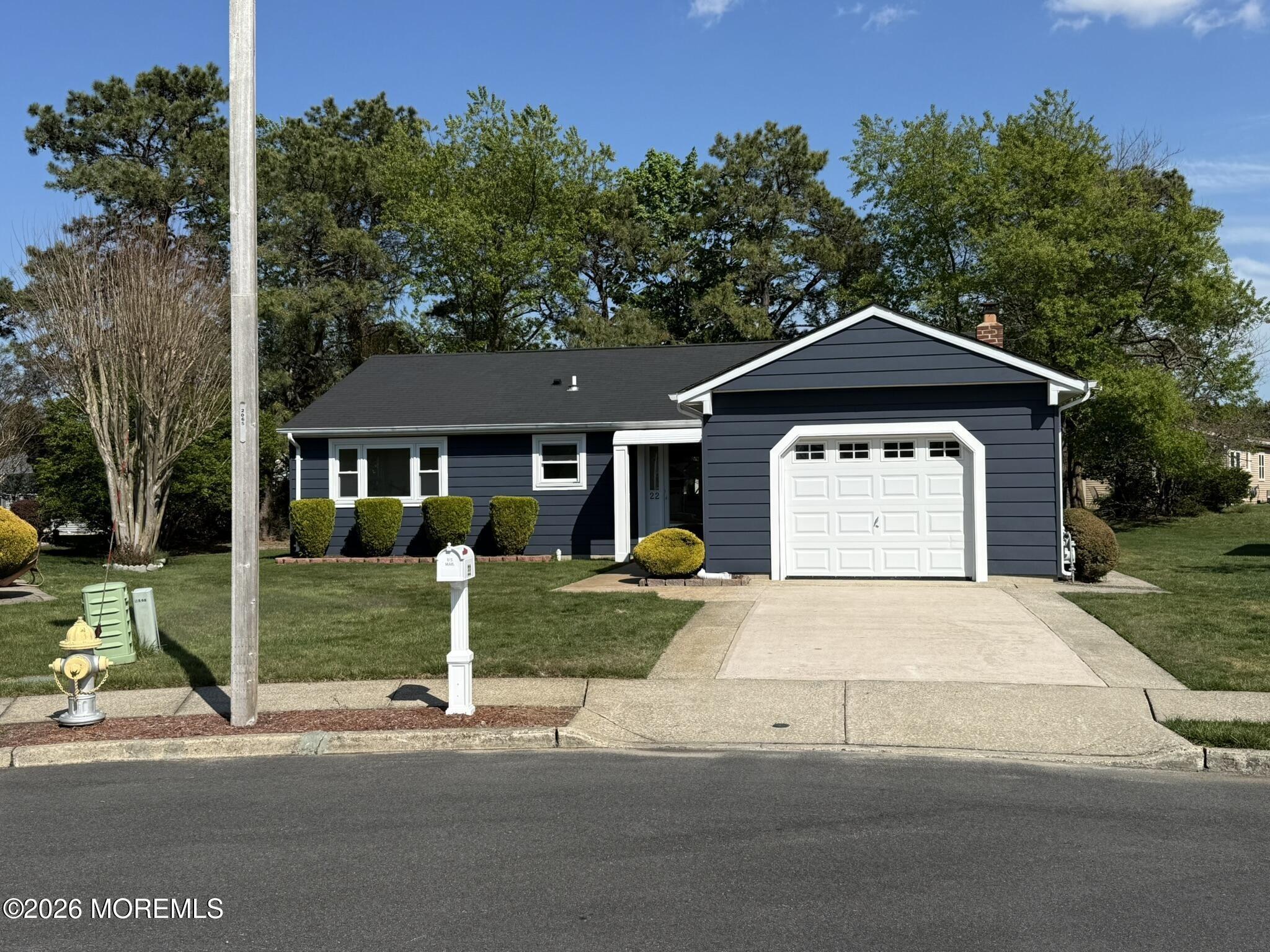 Madras Ct, Toms River, NJ 08757