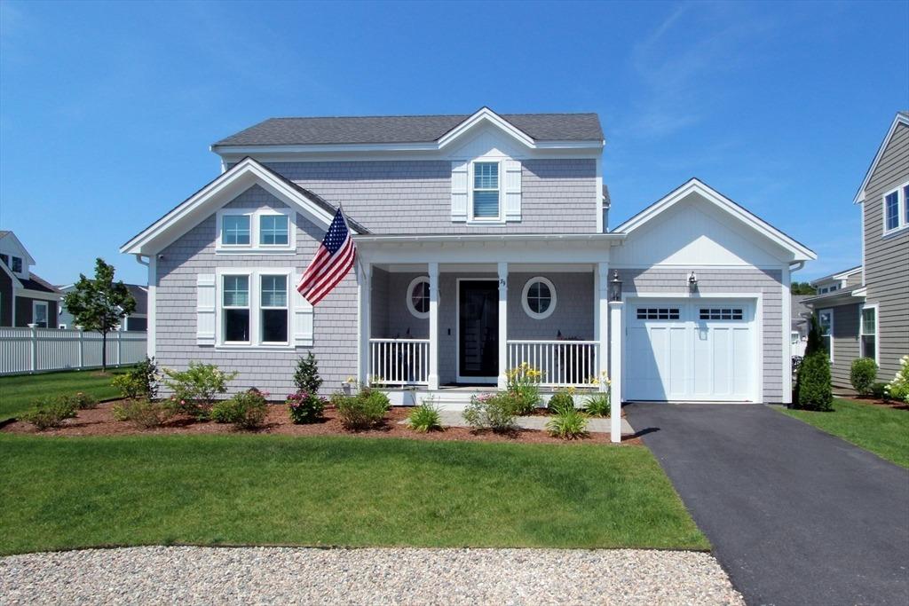 Cobblestone Cir, Mashpee, MA 02649