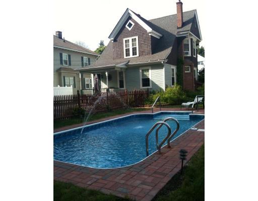 Pleasant St, Worcester, MA 01602