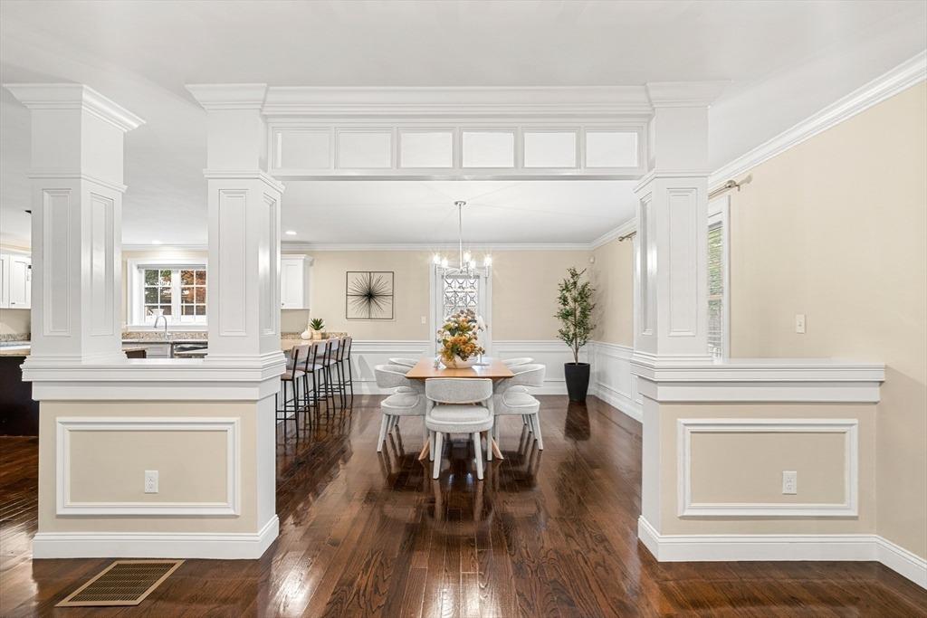 Pearl St, Wakefield, MA 01880