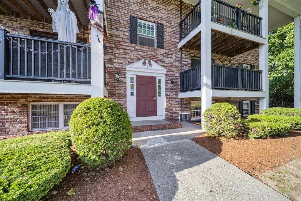 Walker Rd, North Andover, MA 01845