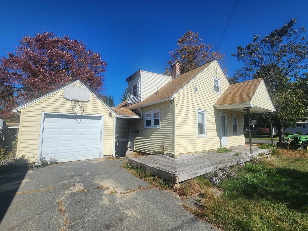 Alice St, Turners Falls, MA 01376