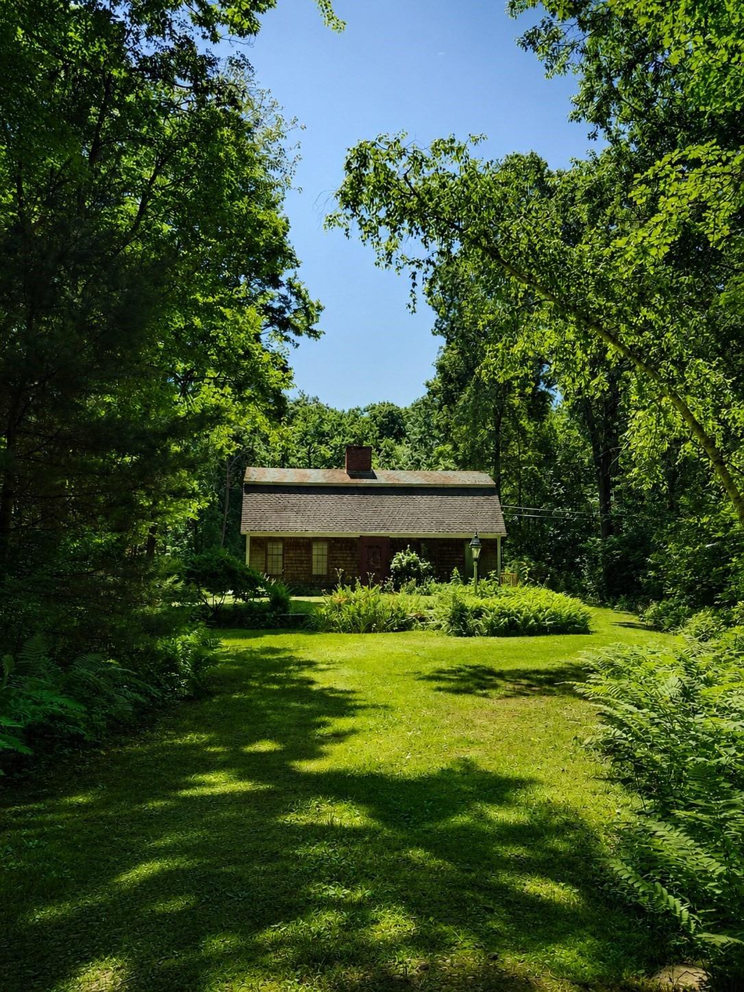 Flint Rd, Oakham, MA 01068