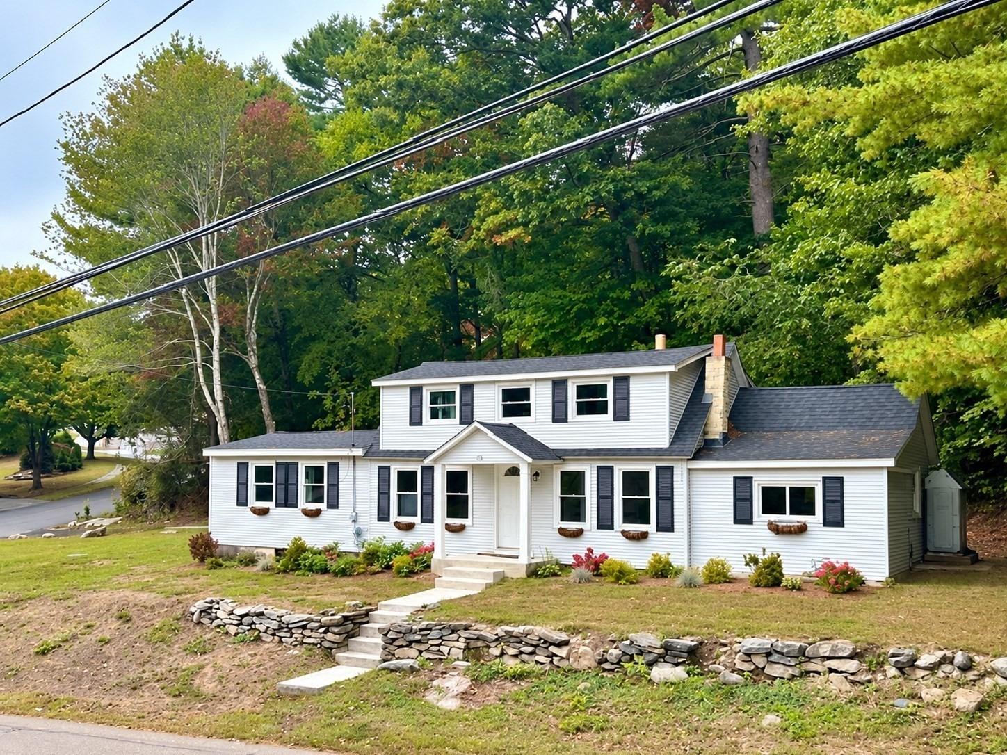 Pleasant St, Grafton, MA 01519
