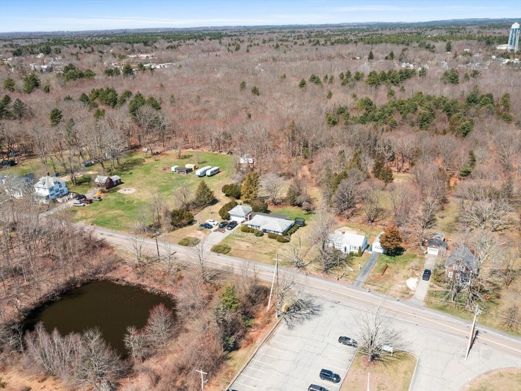 S Worcester St, Norton, MA 02766