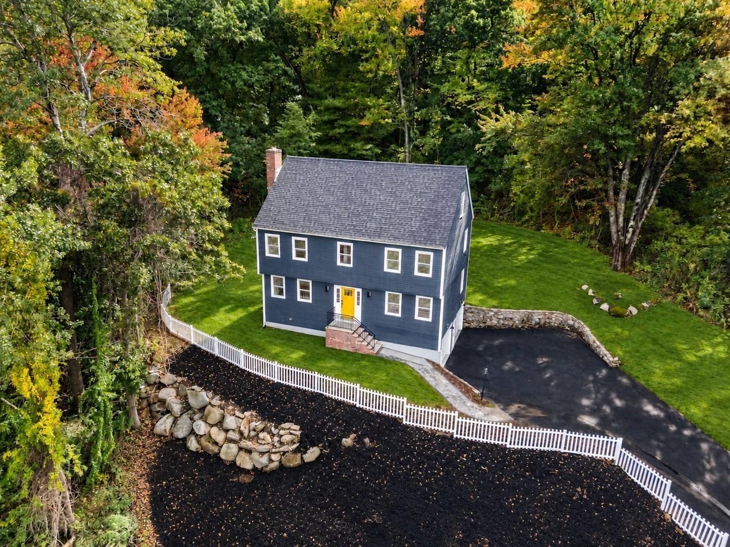 Ferry Rd, Methuen, MA 01844