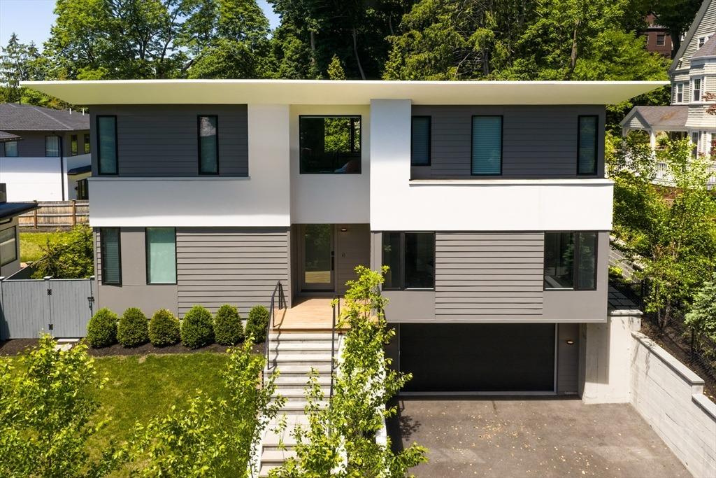 Gardner Rd, Brookline, MA 02445