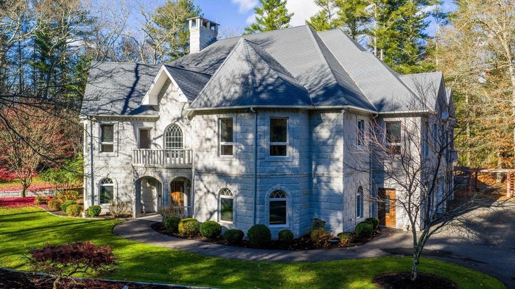 Chase Rd, North Dartmouth, MA 02747