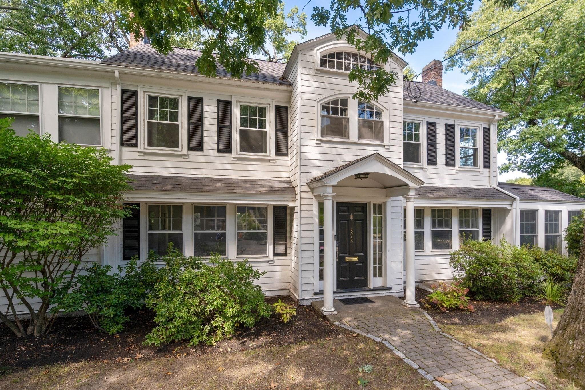 Chestnut St, Waban, MA 02468