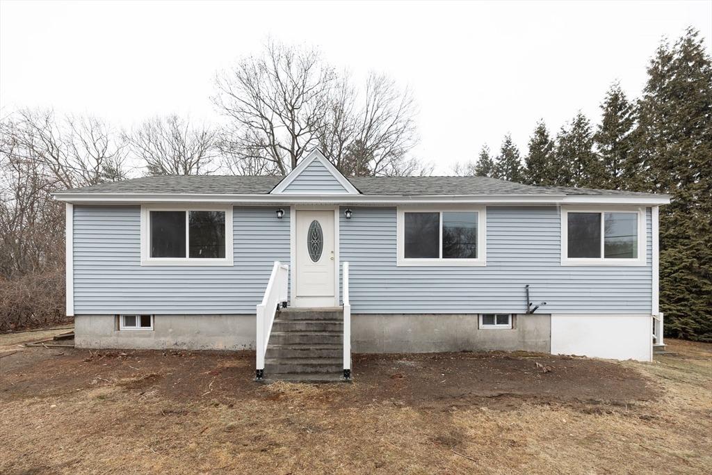 Southbridge Rd, North Oxford, MA 01537