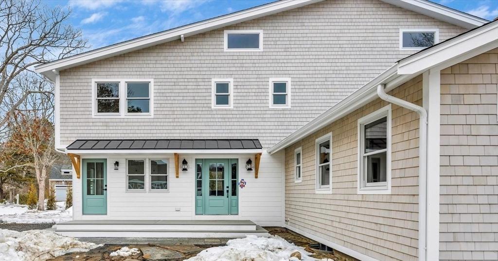 Menauhant Rd, East Falmouth, MA 02536