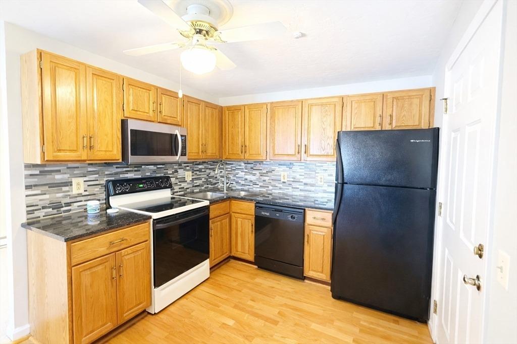 Alvarado Ave, Worcester, MA 01604