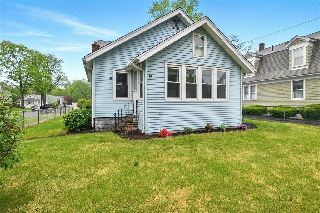 Dwight Rd, Springfield, MA 01108