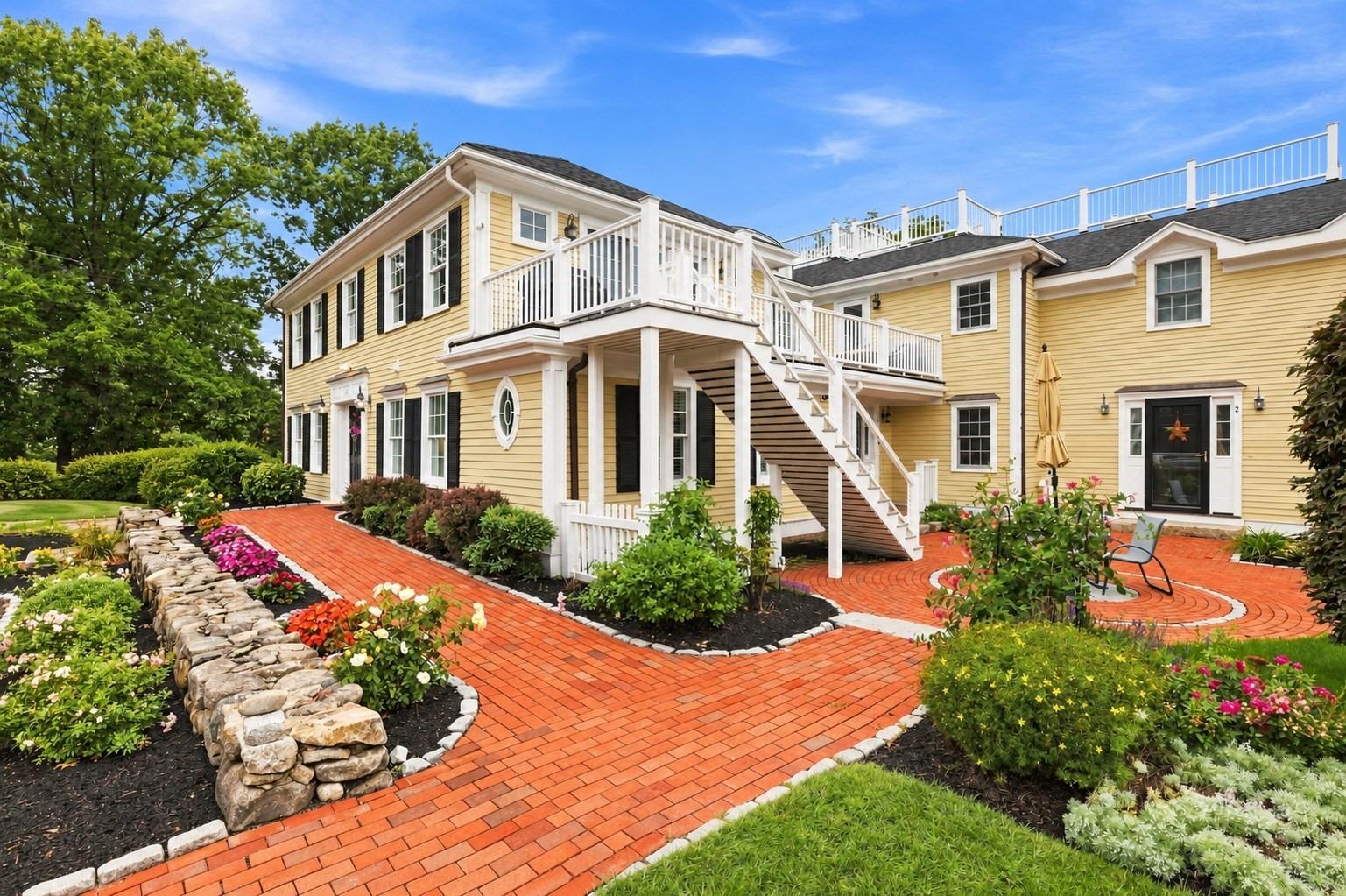 Lowell St, Andover, MA 01810
