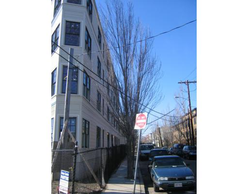 Norfolk St, Somerville, MA 02143