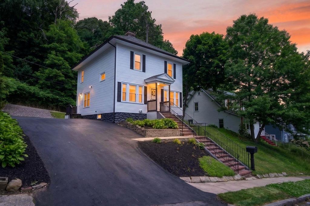 Rob Roy Rd, Worcester, MA 01602