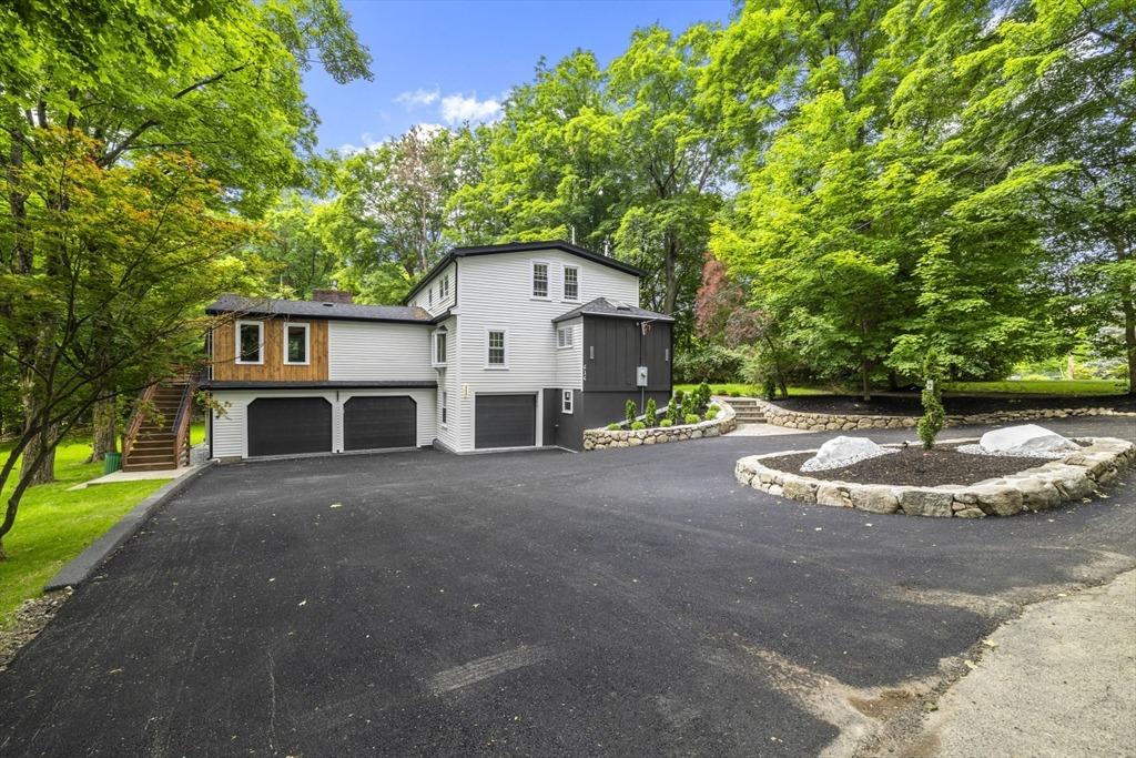 Grove St, Framingham, MA 01701