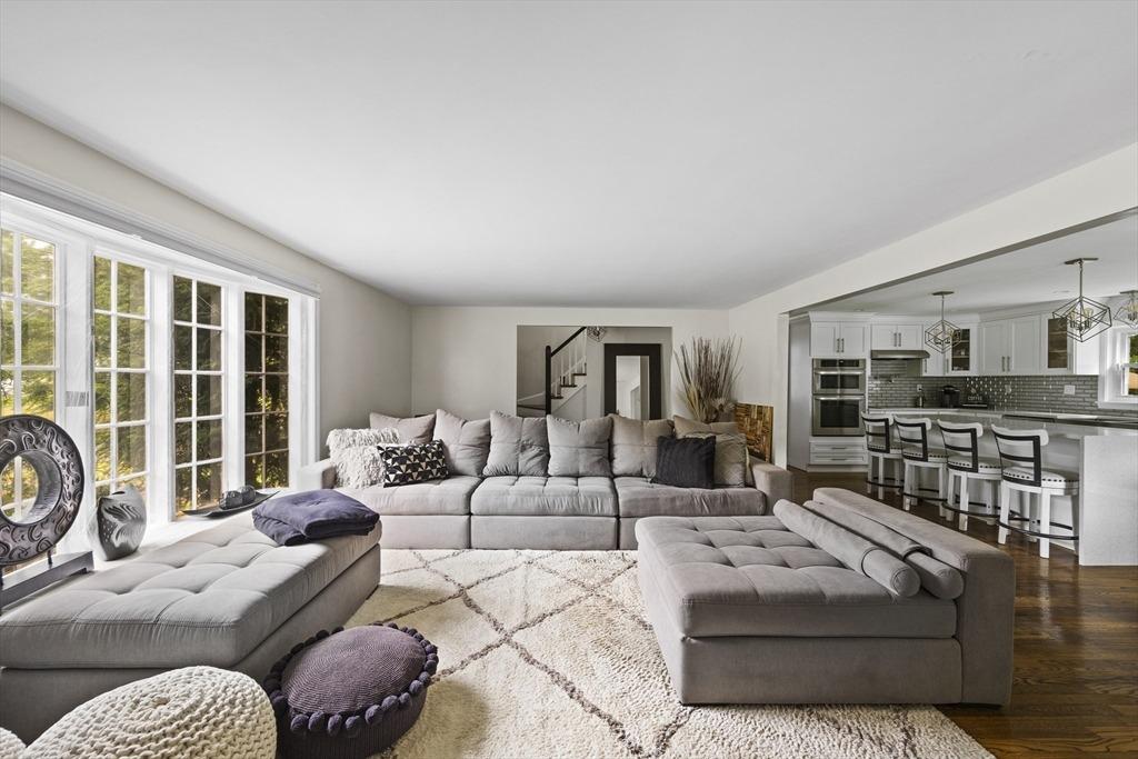 Live Oak Dr, South Easton, MA 02375