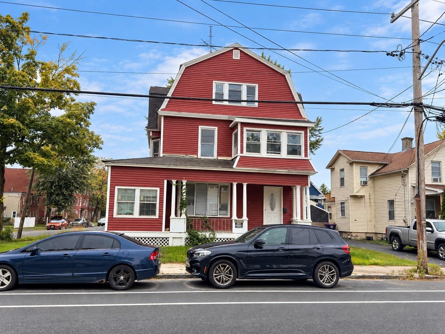 Dwight St, Holyoke, MA 01040