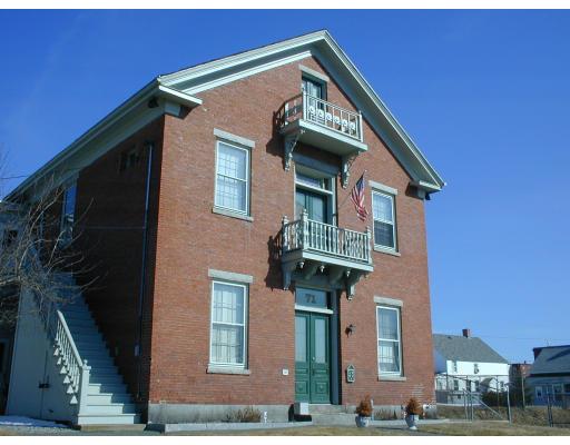Primrose St, Haverhill, MA 01830