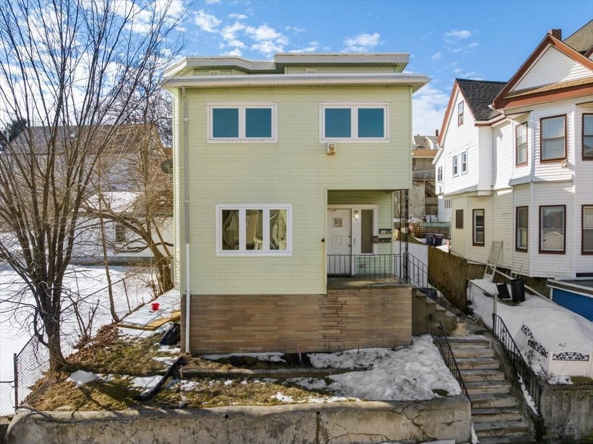 Ferry St, Everett, MA 02149
