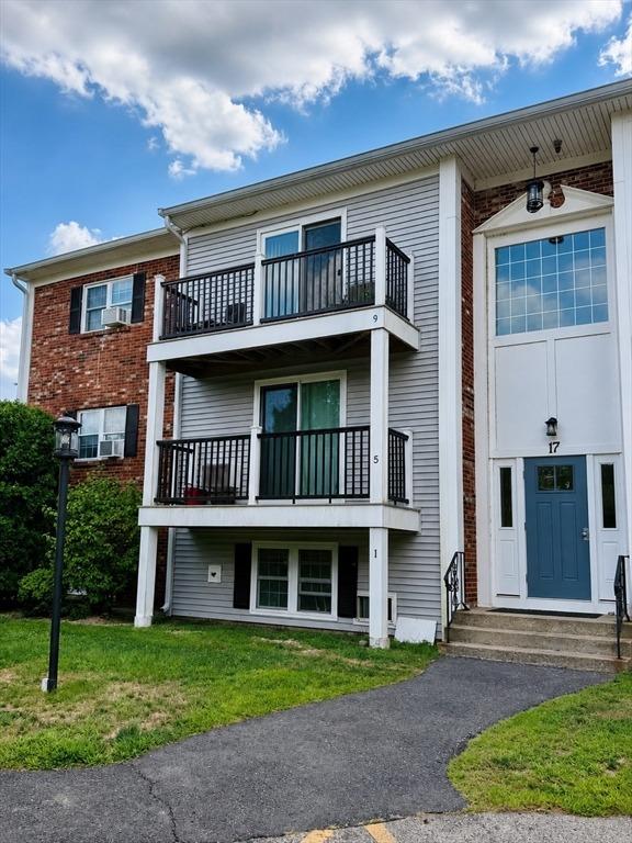 Chapel Hill Dr, Plymouth, MA 02360
