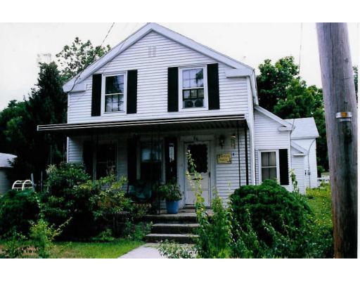 Main St, Russell, MA 01071