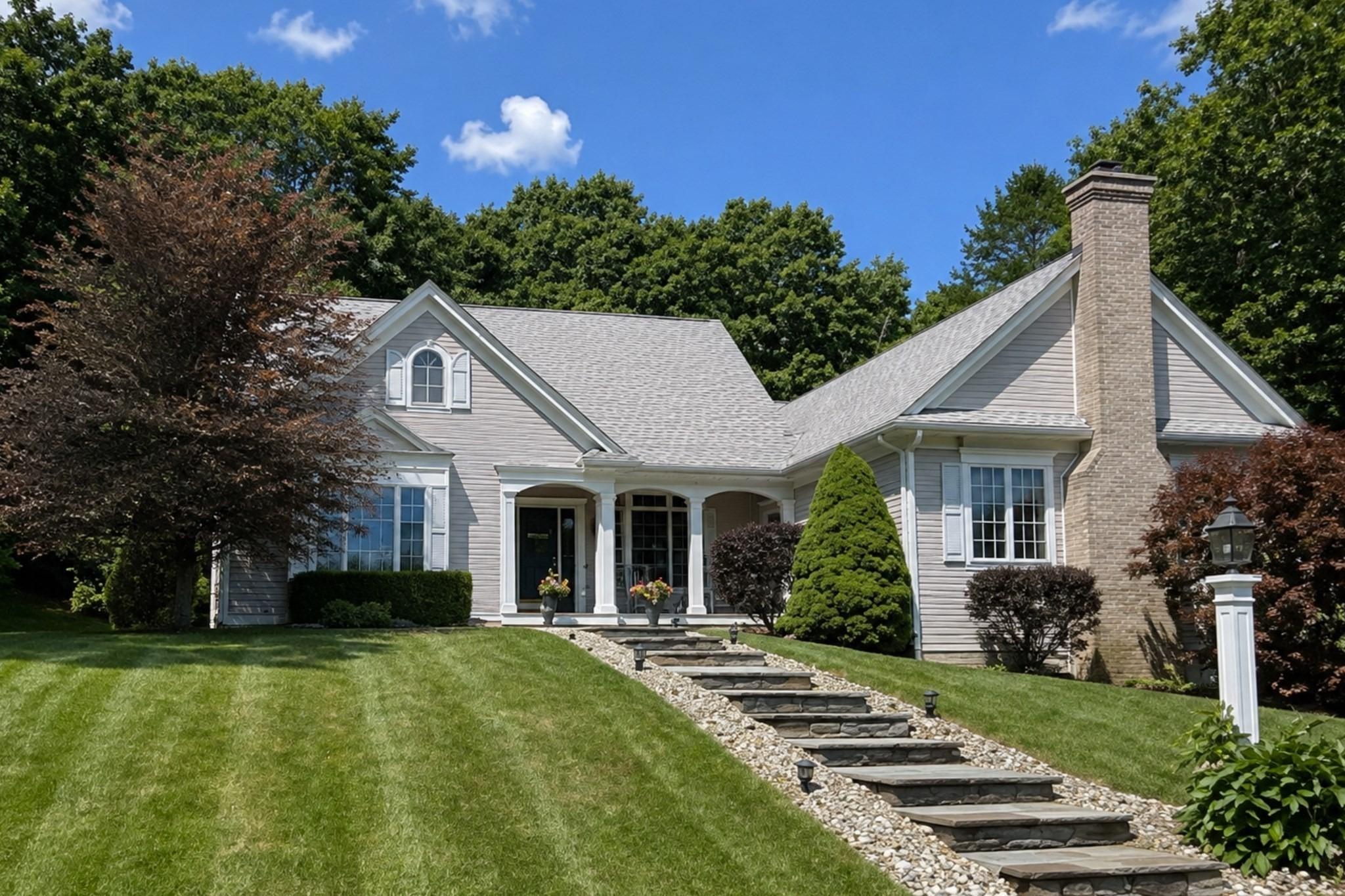 S Ridge Rd, Hampden, MA 01036
