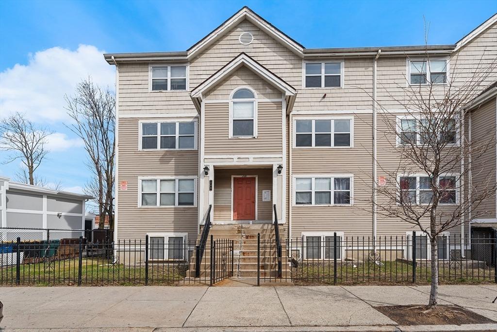 Dudley St, Roxbury, MA 02119