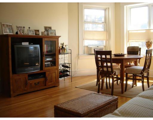 Beacon St, Boston, MA 02215