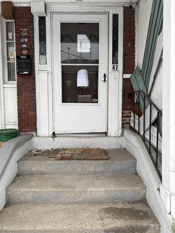N Canal St, Holyoke, MA 01040
