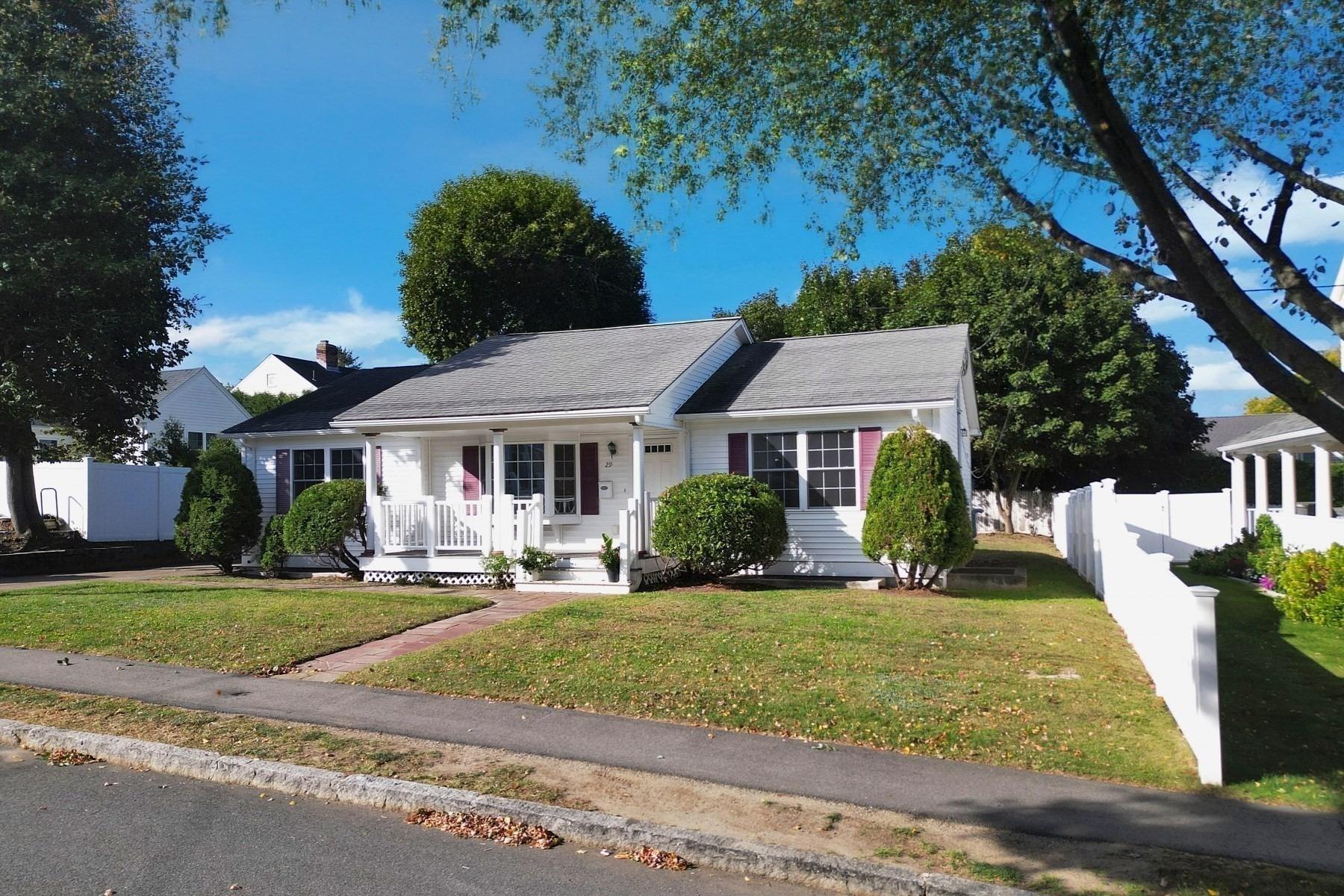 Ashworth Rd, Quincy, MA 02171