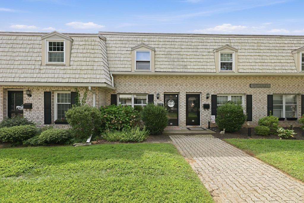 Corey Colonial, Agawam, MA 01001
