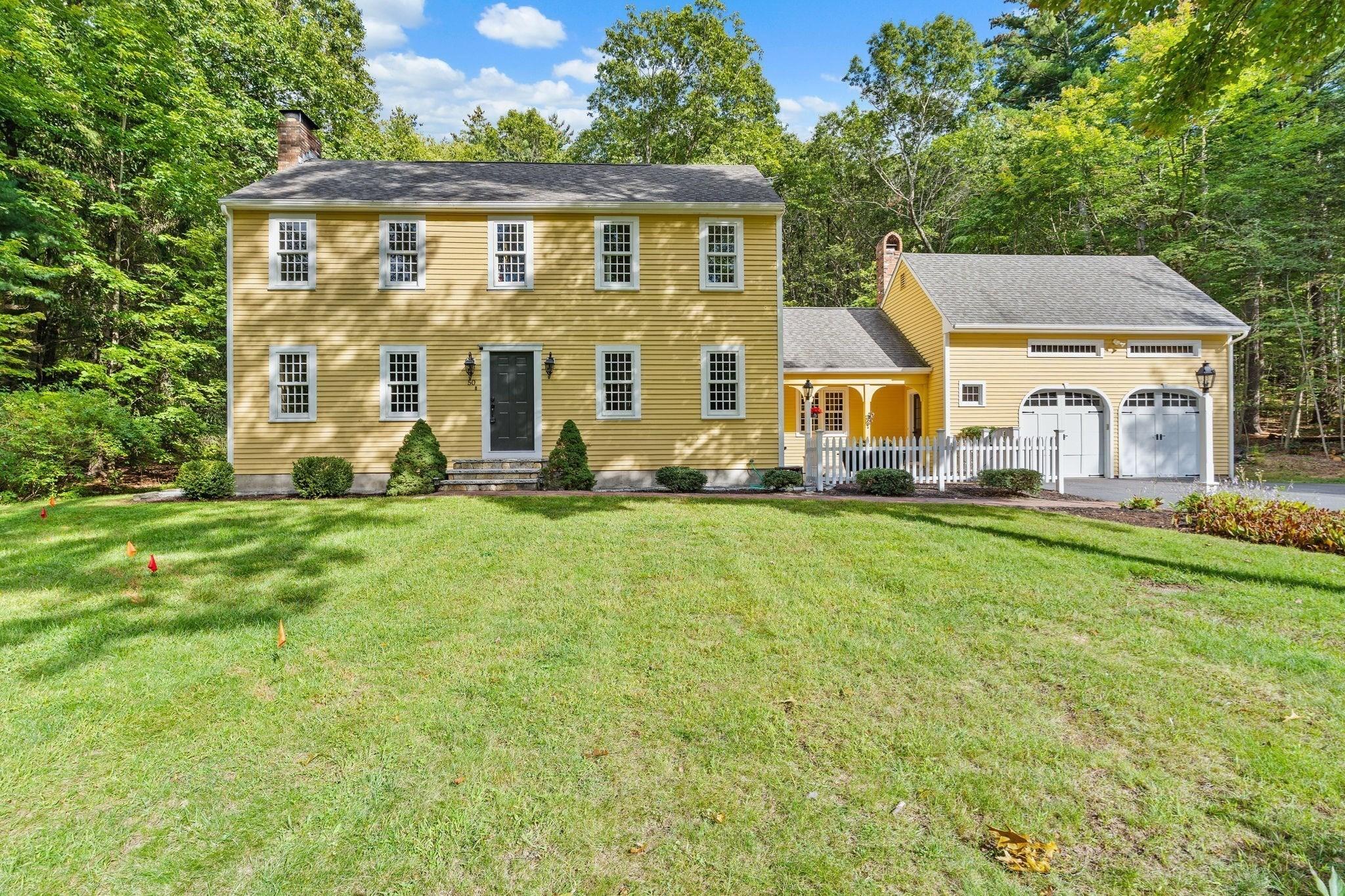 Nashaway Rd, Bolton, MA 01740