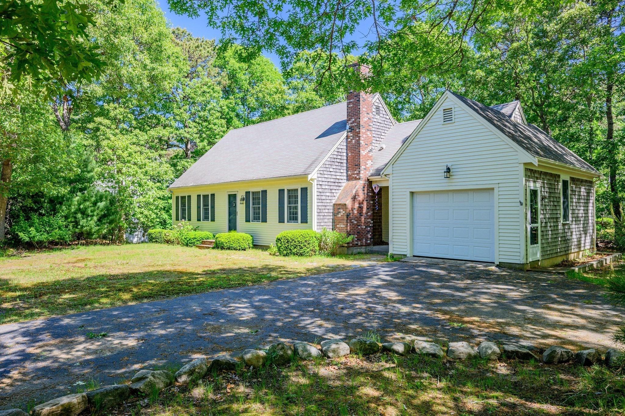 Bray Farm Rd S, Yarmouth Port, MA 02675