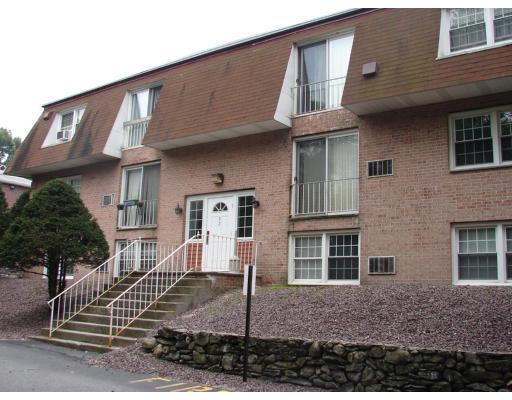 Boylston Ln, Lowell, MA 01852