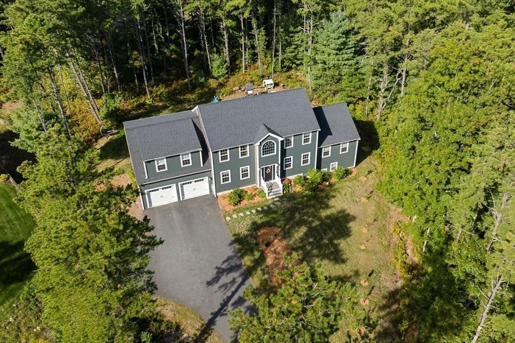 Pond Edge Trl, Wareham, MA 02571